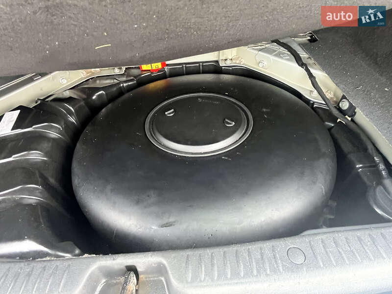 Минивэн Renault Scenic 2006 в Черновцах