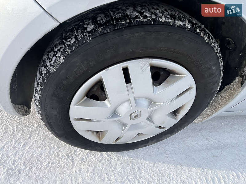 Минивэн Renault Scenic 2006 в Черновцах