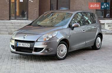 Минивэн Renault Scenic 2009 в Ровно
