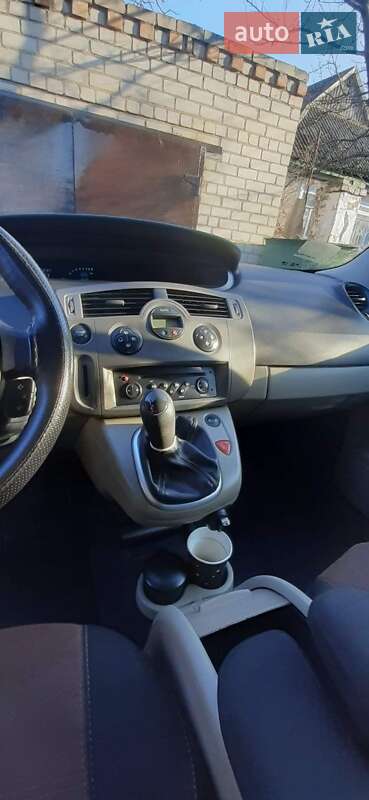Минивэн Renault Scenic 2007 в Кривом Роге