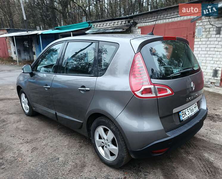 Минивэн Renault Scenic 2011 в Чернигове