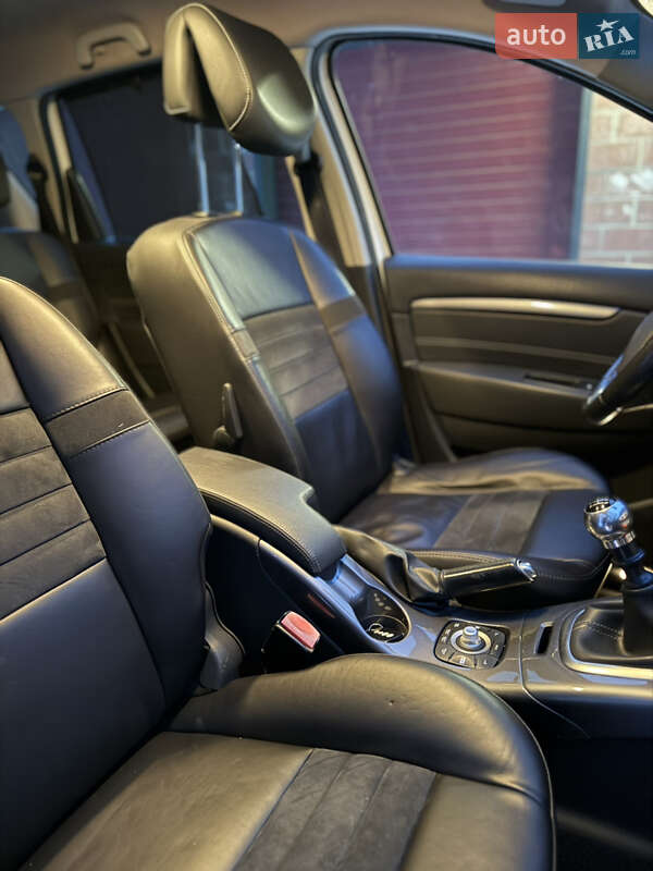 Минивэн Renault Scenic 2013 в Луцке