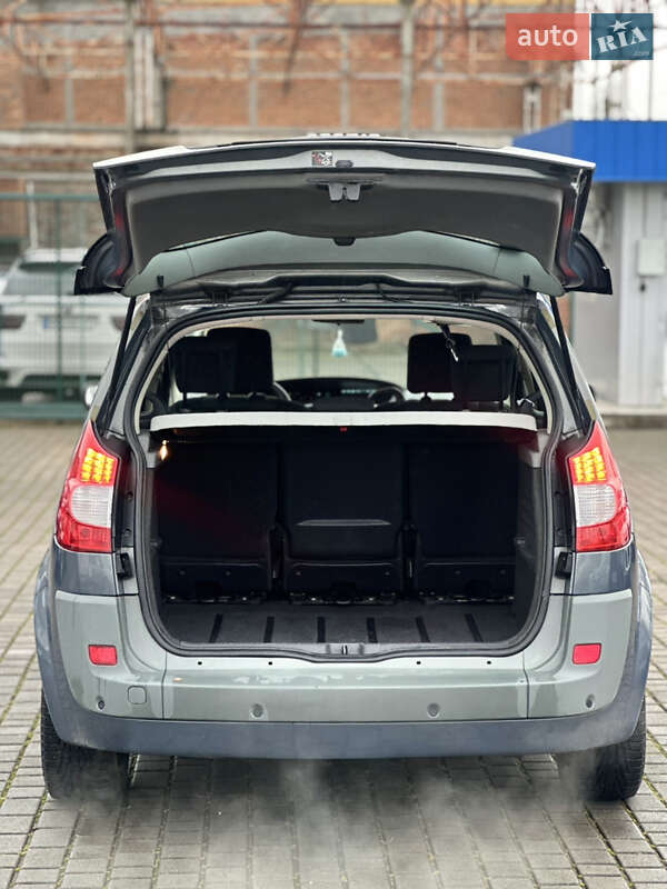 Минивэн Renault Scenic 2006 в Староконстантинове