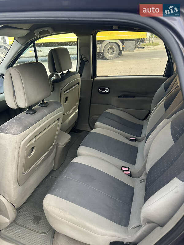 Минивэн Renault Scenic 2004 в Львове