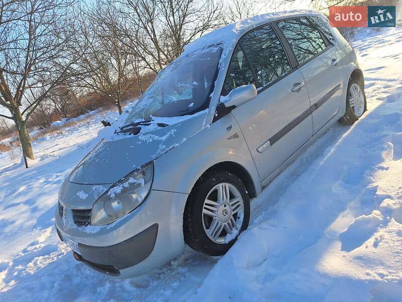 Мінівен Renault Scenic 2004 в Чернівцях