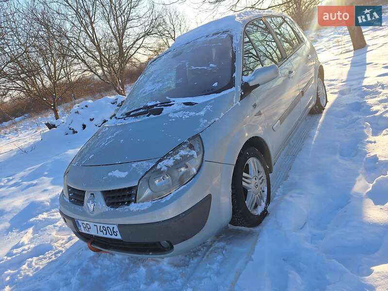 Мінівен Renault Scenic 2004 в Чернівцях