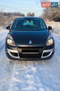 Мінівен Renault Scenic 2010 в Ірпені