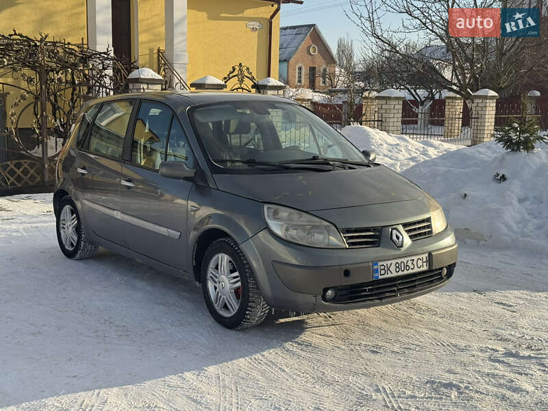 Минивэн Renault Scenic 2004 в Вараше фото Минивэн Renault Scenic 2004 в Вараше
