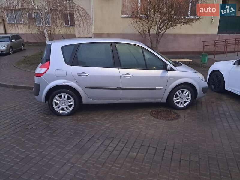 Минивэн Renault Scenic 2005 в Одессе