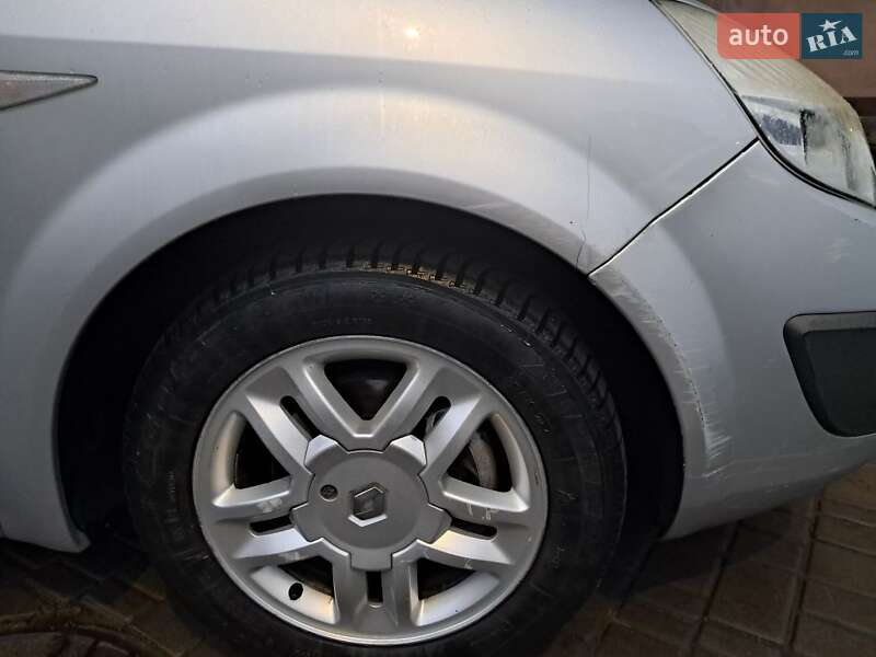 Минивэн Renault Scenic 2005 в Одессе