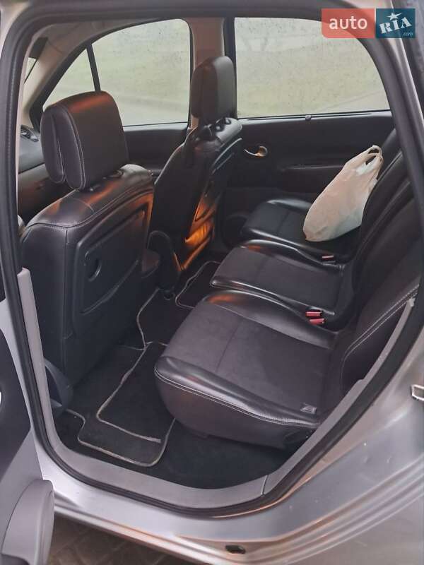 Минивэн Renault Scenic 2005 в Одессе