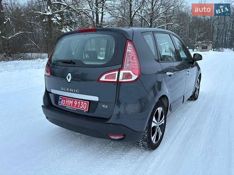 Минивэн Renault Scenic 2011 в Киверцах