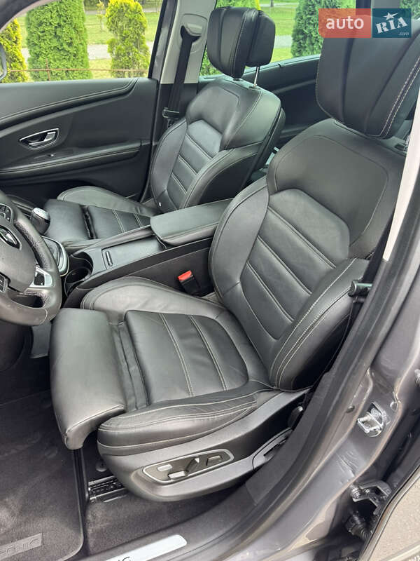 Минивэн Renault Scenic 2016 в Хмельницком