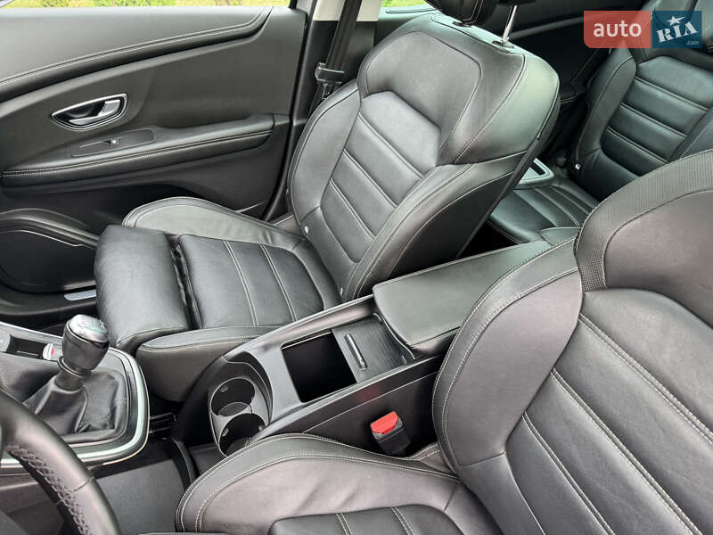 Минивэн Renault Scenic 2016 в Хмельницком