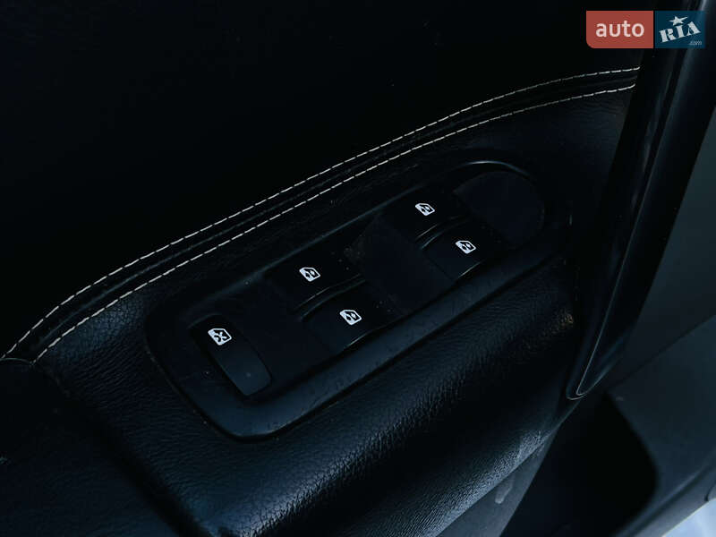 Минивэн Renault Scenic 2005 в Харькове