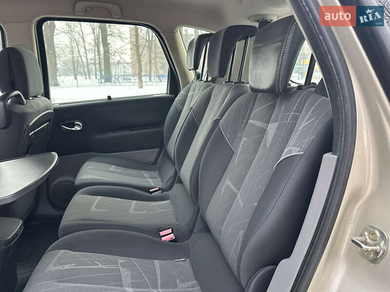 Минивэн Renault Scenic 2006 в Виннице