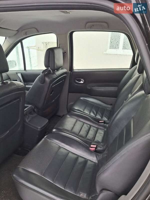 Минивэн Renault Scenic 2005 в Баре фото 3 Минивэн Renault Scenic 2005 в Баре