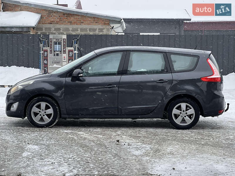 Минивэн Renault Scenic 2010 в Луцке