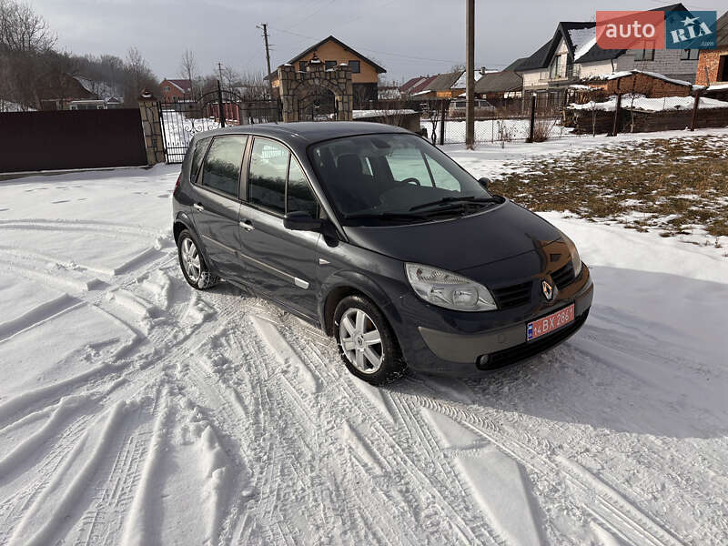 Минивэн Renault Scenic 2005 в Надворной