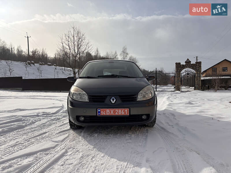 Минивэн Renault Scenic 2005 в Надворной