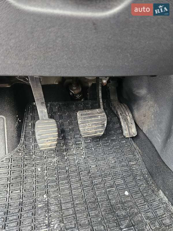 Минивэн Renault Scenic 2014 в Любешове фото 29 Минивэн Renault Scenic 2014 в Любешове