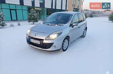 Мінівен Renault Scenic 2011 в Хмельницькому
