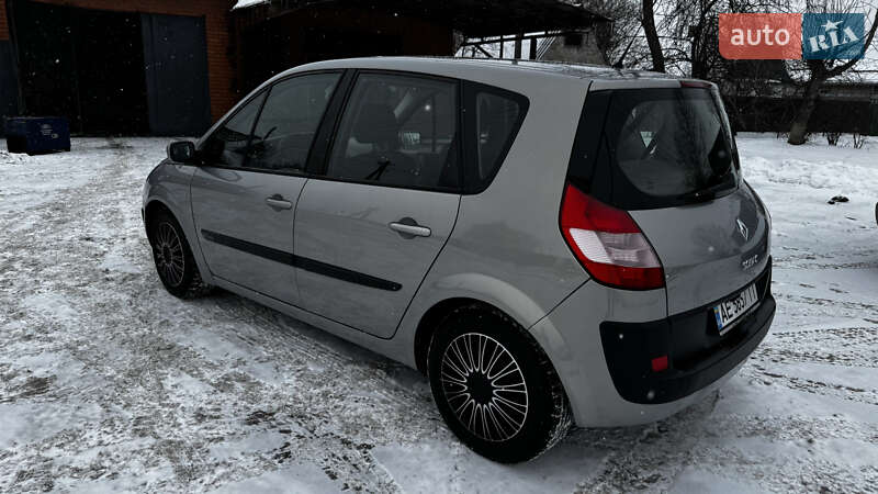 Минивэн Renault Scenic 2003 в Новомосковске