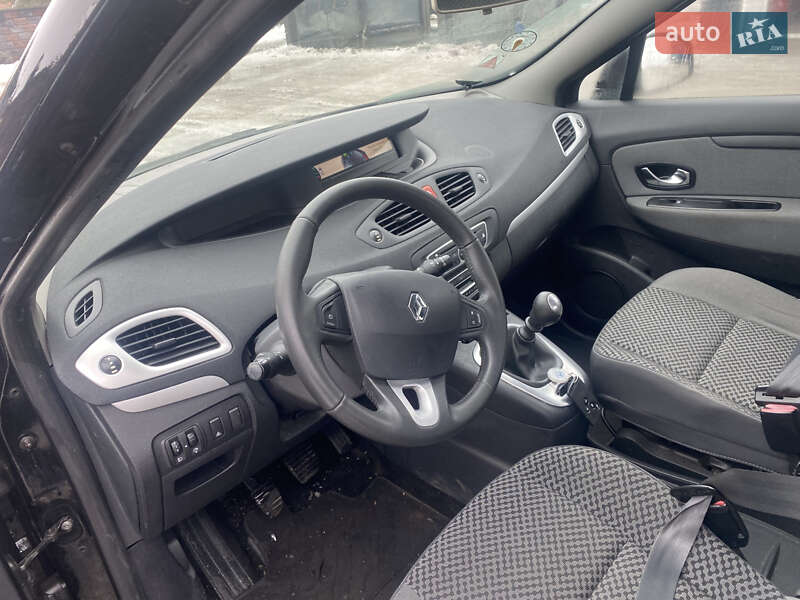 Минивэн Renault Scenic 2011 в Ровно фото 11 Минивэн Renault Scenic 2011 в Ровно