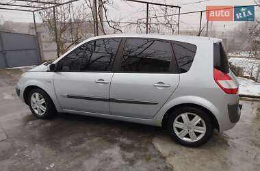 Минивэн Renault Scenic 2005 в Кривом Роге