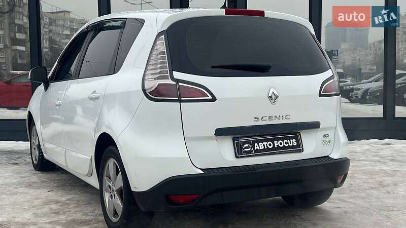 Минивэн Renault Scenic 2017 в Киеве