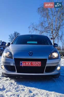 Минивэн Renault Scenic 2011 в Черкассах