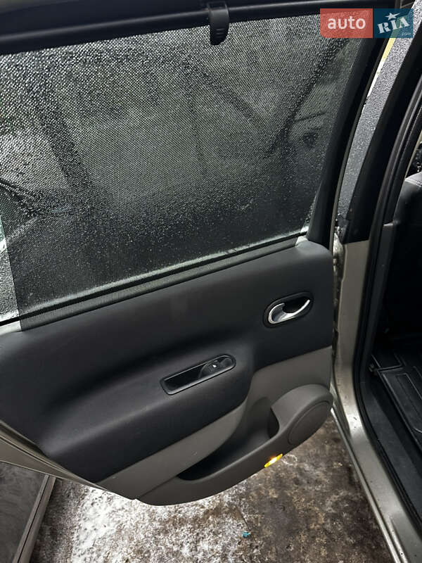 Мінівен Renault Scenic 2006 в Хмельницькому фото 14 Мінівен Renault Scenic 2006 в Хмельницькому