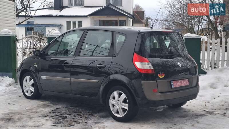 Минивэн Renault Scenic 2005 в Дубно