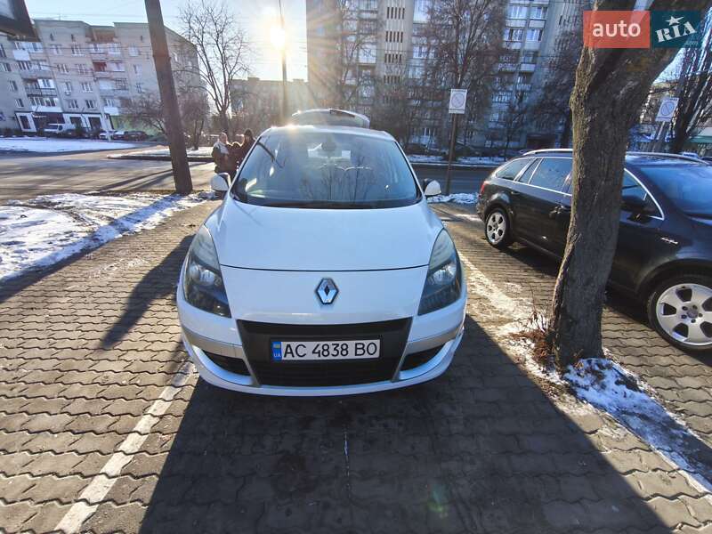 Минивэн Renault Scenic 2011 в Луцке