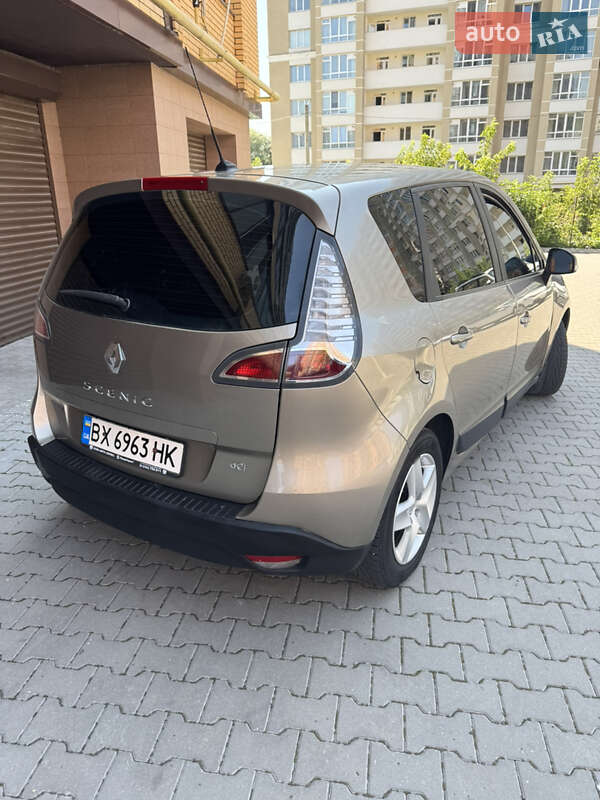 Мінівен Renault Scenic 2012 в Хмельницькому