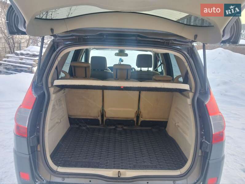 Минивэн Renault Scenic 2006 в Луцке