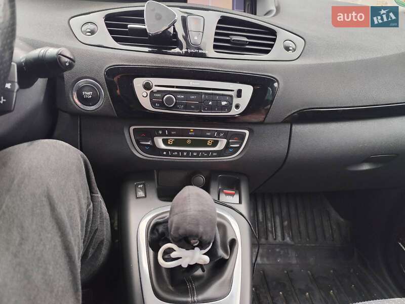 Минивэн Renault Scenic 2012 в Дрогобыче