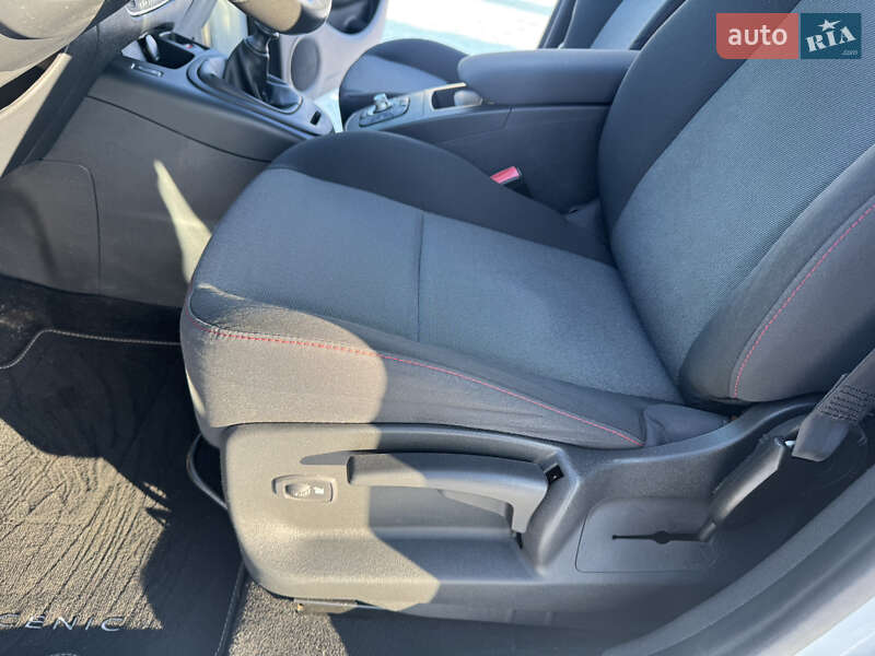 Минивэн Renault Scenic 2015 в Виннице