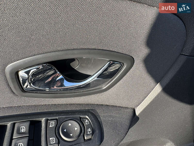 Минивэн Renault Scenic 2015 в Виннице