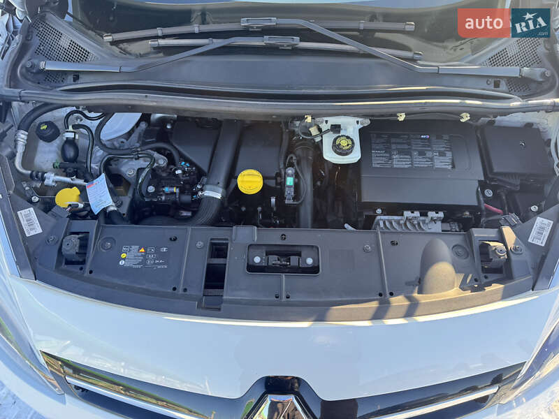 Минивэн Renault Scenic 2015 в Виннице