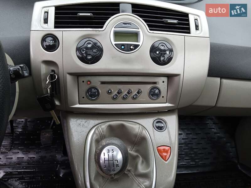 Минивэн Renault Scenic 2003 в Славуте