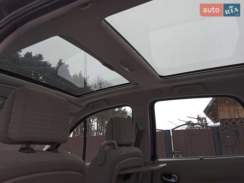 Минивэн Renault Scenic 2003 в Славуте