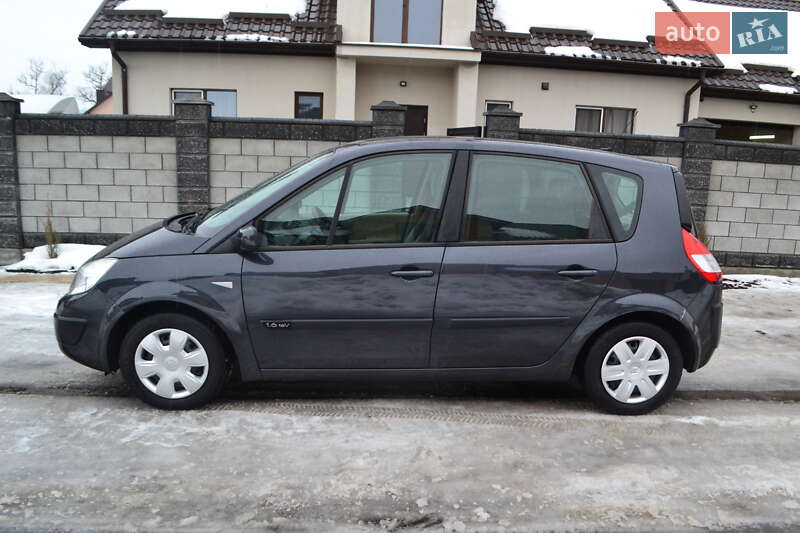 Минивэн Renault Scenic 2006 в Ровно