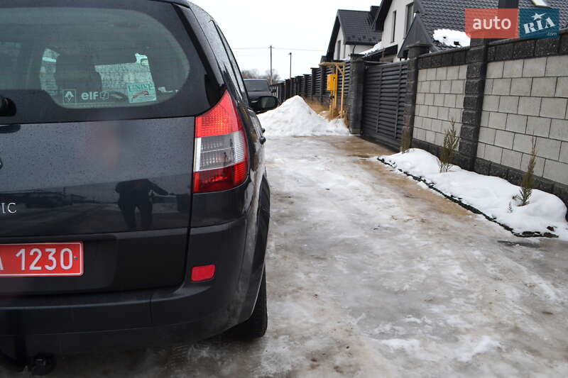 Минивэн Renault Scenic 2006 в Ровно