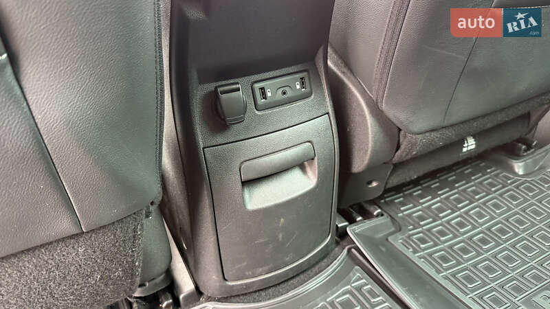 Минивэн Renault Scenic 2020 в Киеве фото 47 Минивэн Renault Scenic 2020 в Киеве