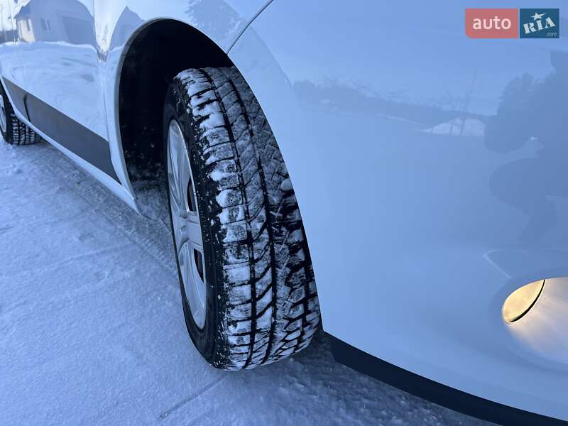 Минивэн Renault Scenic 2010 в Радивилове фото 53 Минивэн Renault Scenic 2010 в Радивилове