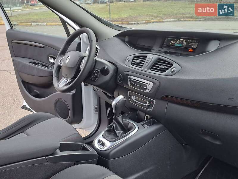 Мінівен Renault Scenic 2012 в Одесі фото 31 Мінівен Renault Scenic 2012 в Одесі