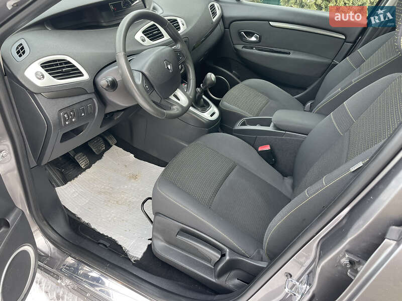 Минивэн Renault Scenic 2010 в Виннице