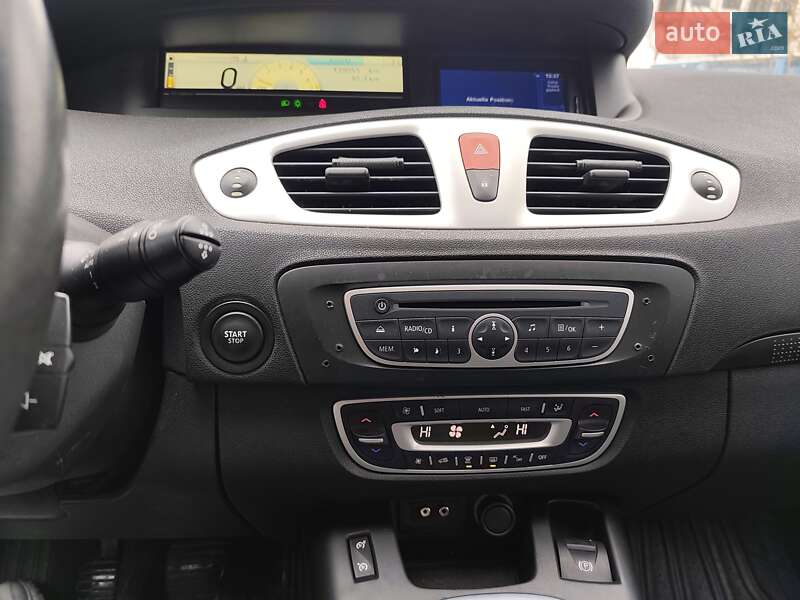 Минивэн Renault Scenic 2010 в Киеве