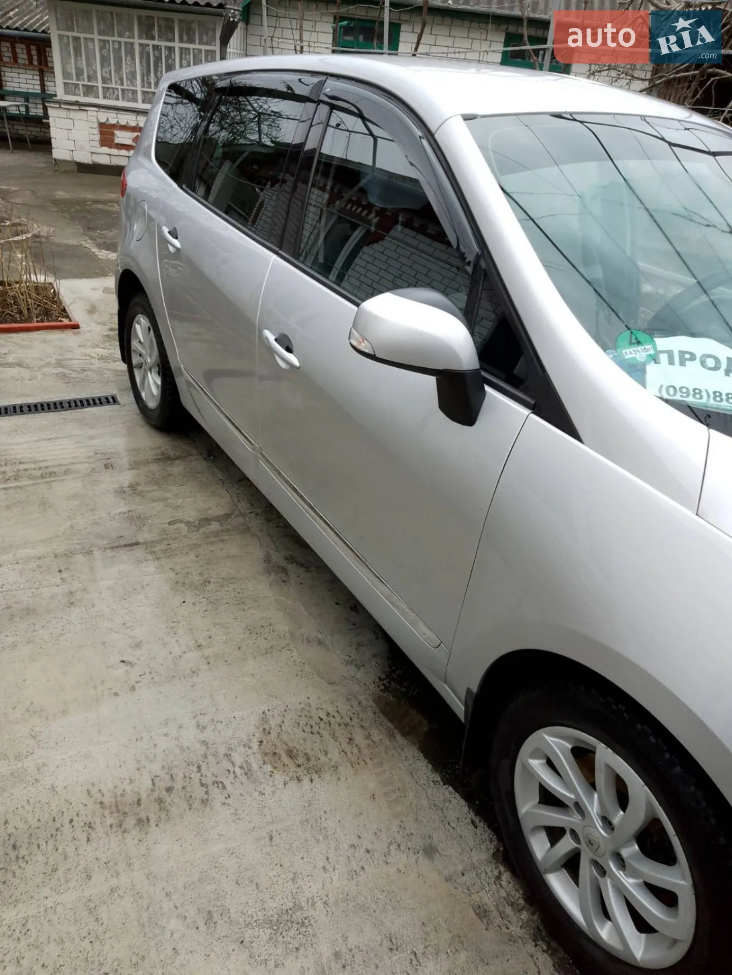 2012 Renault Scenic - мініатюра 2